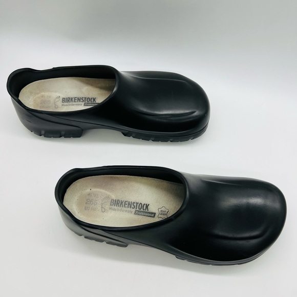 Birkenstock Unisex Black Steel Toe Clogs M8 or W10 main image 13